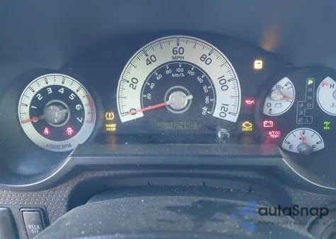 2012 Toyota Fj Cruiser z USA, uszkodzony, nr VIN JTEBU4BF7CK126303